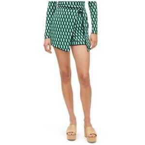 NWT DVF x Target Wrap Arrow Geo Mini‎ skort- Size XS